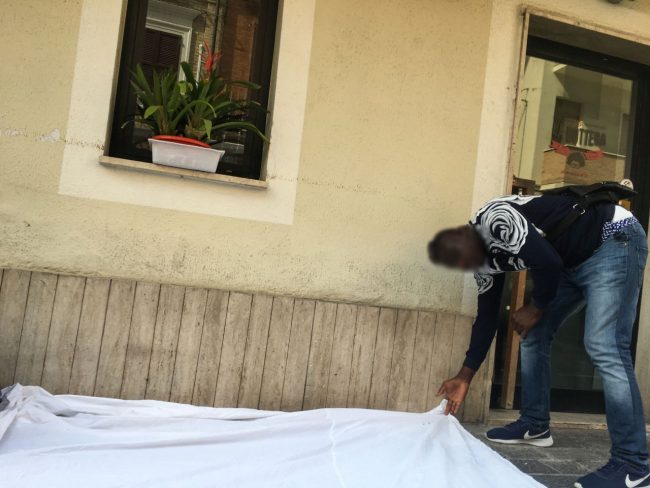 abusivi-al-mercato-corso-dalmazia-civitanova-1-650x488