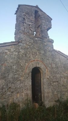 chiesa-san-pietro-castelraimondo-3-225x400