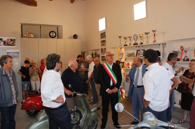 inaugurazione-vespa-club-10-650x433