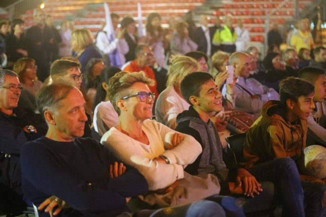 presentazione-golden-plast-spettatori