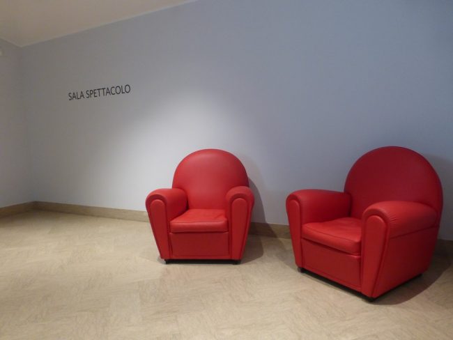 presentazione-stagione-politeama-moschini-zenobi-tolentino-16-650x488
