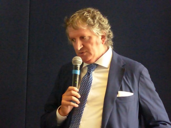 presentazione-stagione-politeama-moschini-zenobi-tolentino-23-650x488