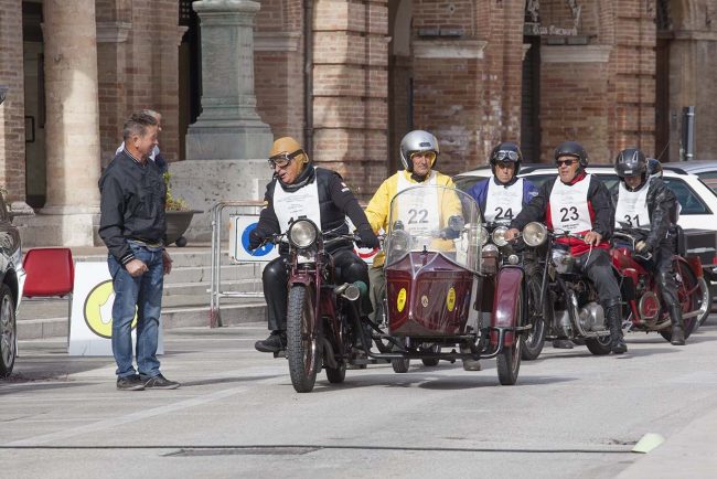rievocazione-moto-depoca-chienti-e-potenza-san_severino