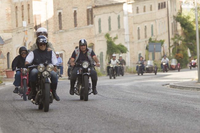 rievocazione-moto-depoca-chienti-e-potenza-urbisaglia
