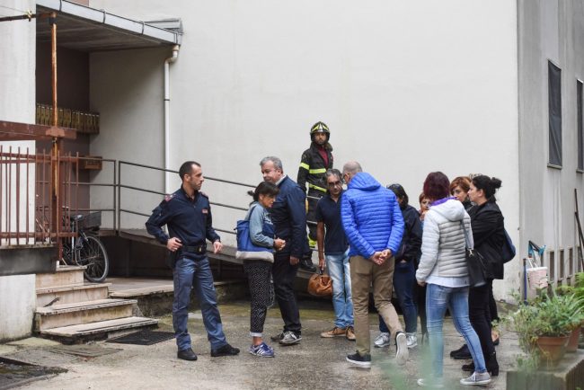 sfratto-aniello-annunziata-via-pavese-civitanova-5-650x434