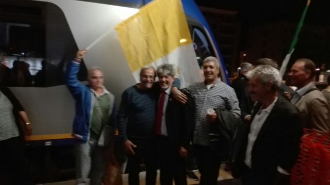 treno_fuoco_capotreno_pensione-3-650x365