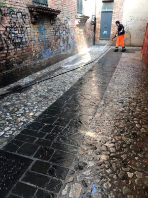 via-damiani-tolentino-pulizia