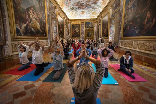 yoga-e-cultura-1-foto-di-Massimo-Zanconi-650x433