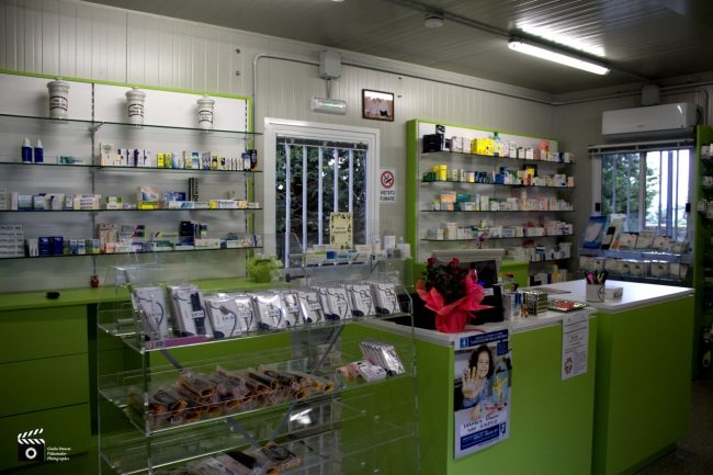 Farmacia-riaperta-riapertura-spadoni-san-ginesio-2-650x433