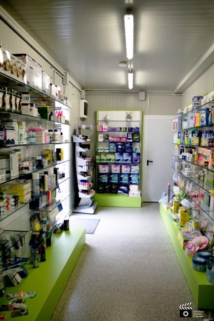 Farmacia-riaperta-riapertura-spadoni-san-ginesio-3-433x650