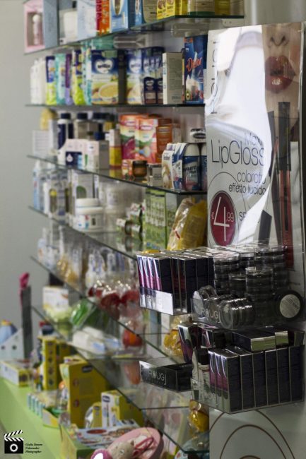 Farmacia-riaperta-riapertura-spadoni-san-ginesio-9-433x650