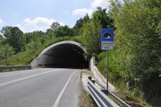 Galleria-delle-fonti3-450x299-325x216