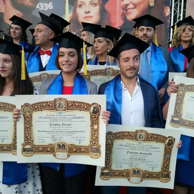 LAUREA4-650x650