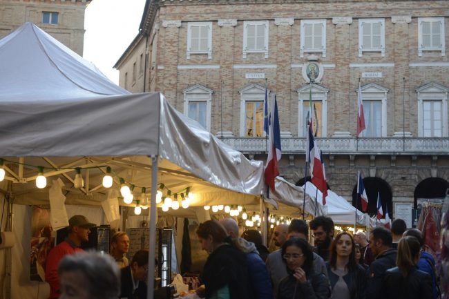 MercatinoFrancese_FF-14-650x433