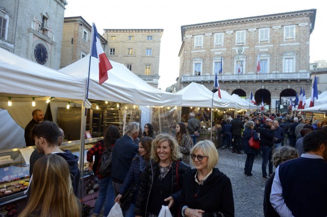 MercatinoFrancese_FF-7-650x433