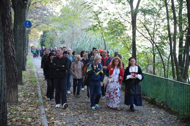 Trekking-2015_alla-scoperta-delle-fonti-650x434