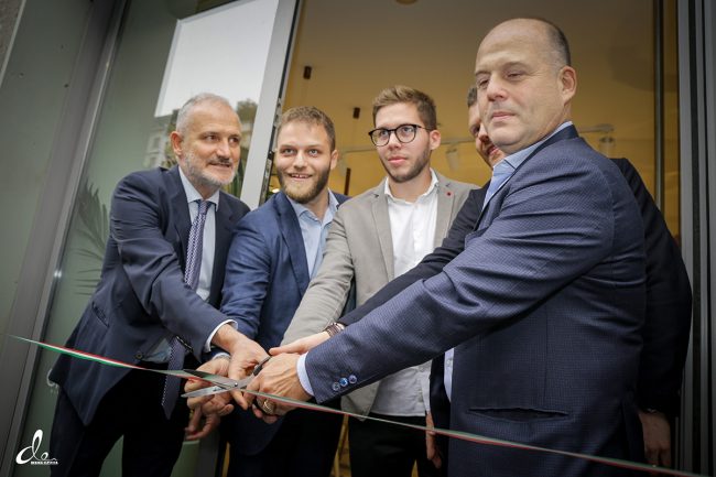 apertura_store_milano-2-650x433