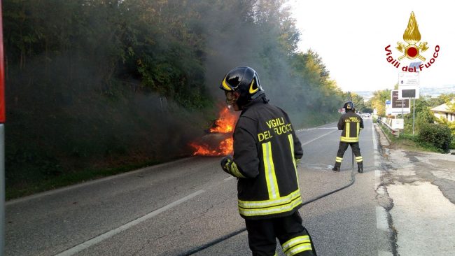 auto-a-fuoco-corridonia-1-650x366