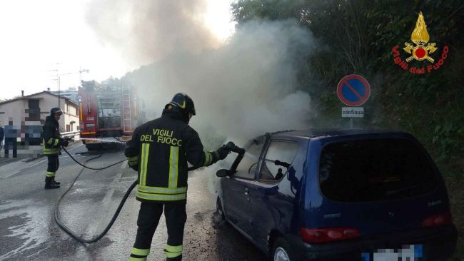 auto-a-fuoco-corridonia-3-650x366