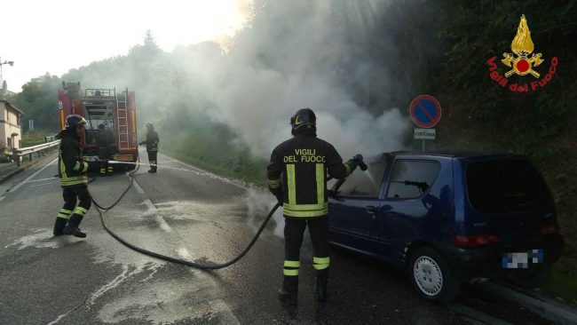 auto-a-fuoco-corridonia-4-650x366