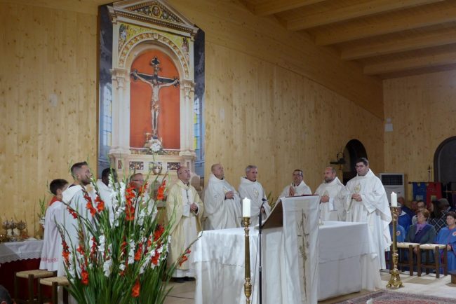 chiesa-crocifisso-treia-6-650x434