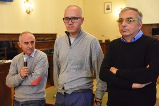 consegna-chiavi-appartamenti-erap-ermanno-carassai-e-fabrizio-ciarapica-civitanova-FDM-2-325x217