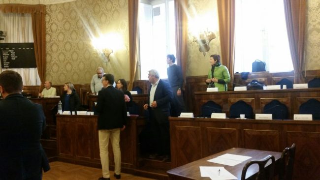 consiglio-comunale-mc-seduta-deserta
