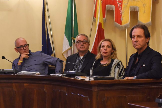 consiglio-comunale-ottobre-2017-ciarapica-troiani-gabellieri-cognigni-civitanova-FDM-650x433