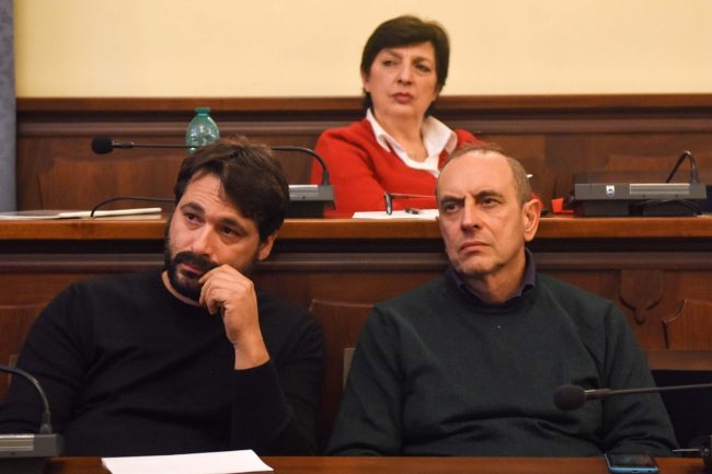 consiglio-comunale-ottobre-2017-poeta-corvatta-franco-civitanova-FDM-650x433