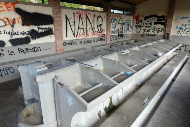 degrado-lavatoio-civitanova-alta-5-650x433