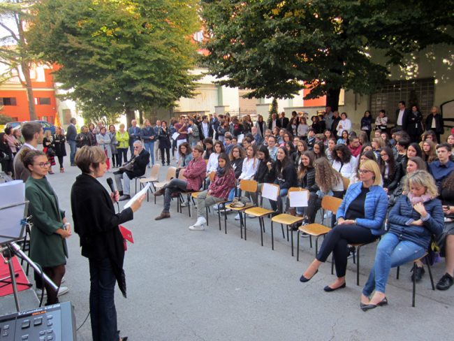 festa-liceo-leopardi-1-650x488