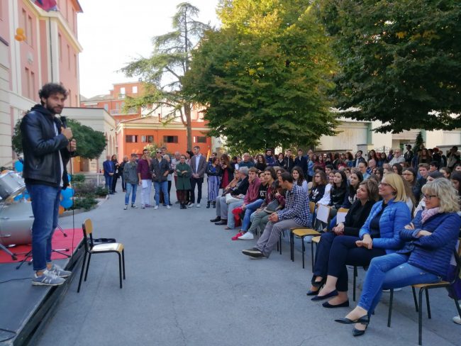 festa-liceo-leopardi-12-650x488