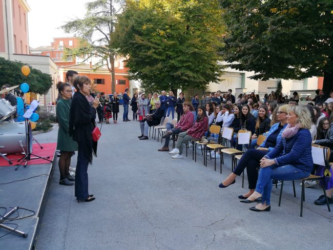 festa-liceo-leopardi-5-650x488