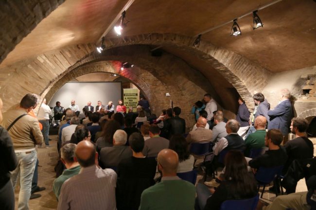 incontro-in-memoria-di-Scarponi-ad-Overtime-Festival-2017-foto-ap-12-650x433