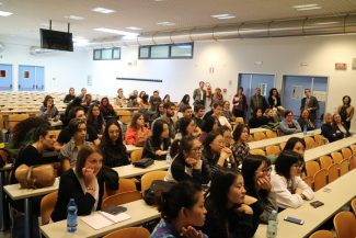 international-day-università-macerata-2-325x217