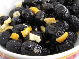 olive-strinate