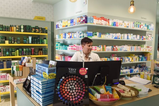 rapina-regno-benessere-parafarmacia-corso-umberto-civitanova-FDM-1-650x434
