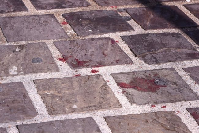 sangue-in-corso-garibaldi-donoma-civitanova-3-650x433