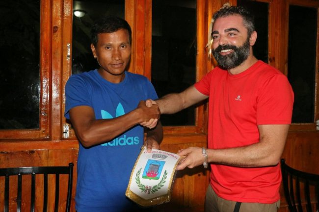 spedizione-himalaya-serafini-partita-di-calcio-6-650x433