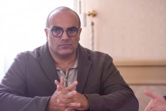 stagione-teatri-2017_18-amat-gilberto-santini-civitanova-FDM-6-325x217