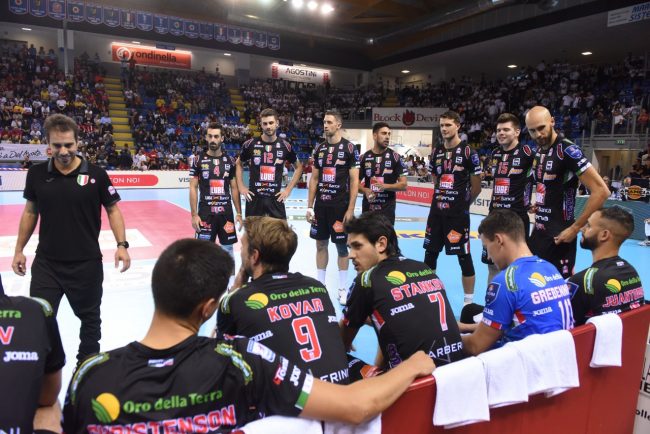 supercoppa-volley-lube-azimut-modena-civitanova-FDM-4-650x434