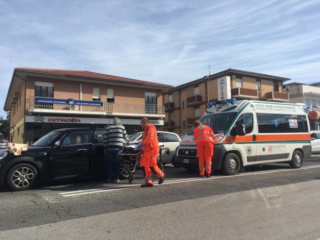 tamponamento-a-catena-statale-adriatica-civitanova-3-650x488