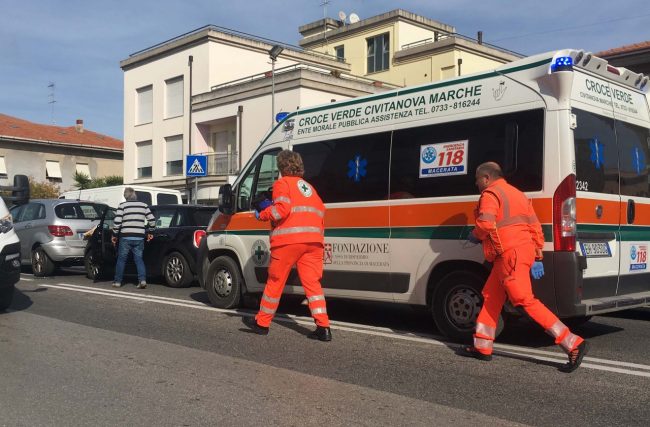 tamponamento-a-catena-statale-adriatica-civitanova-7-650x427