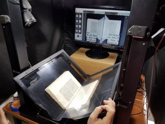 Digitalizzazione-Biblioteca-Accademia-3-325x244