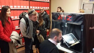 Digitalizzazione-Biblioteca-Accademia-4-325x183
