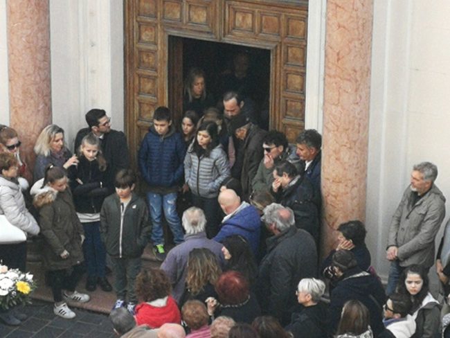 funerale-giustozzi2-650x488