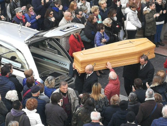 funerale-giustozzi7-650x488
