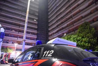 incendio-hotel-house-carabinieri-porto-recanati-FDM-19-325x217