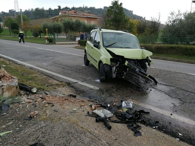 incidente-via-galileo-galilei-macerata-2-650x488
