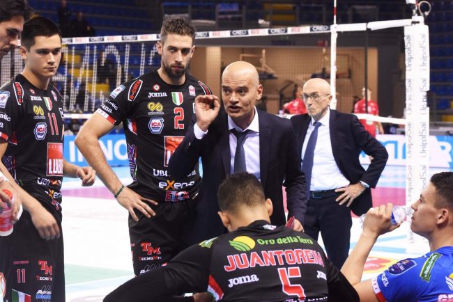 lube-volley-vixo-piacenza-2-civitanova-FDM-2-650x434